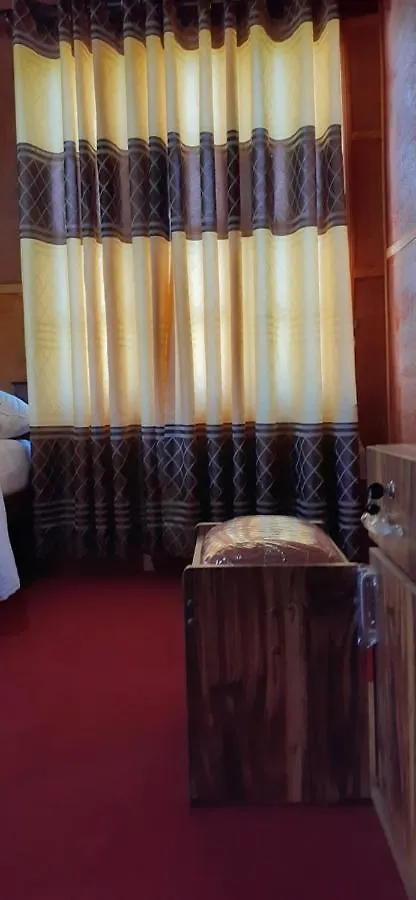 Aoki Resort Nuwaraeliya Nuwara Eliya Bed & Breakfast