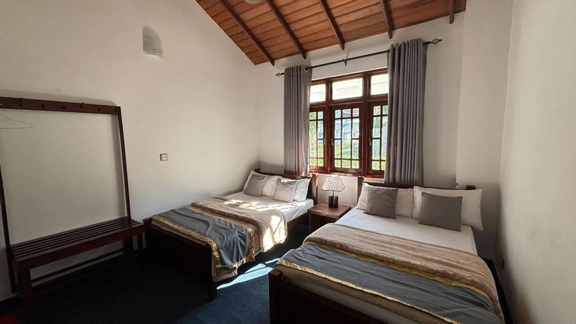 Aoki Resort Nuwaraeliya Nuwara Eliya 2*,